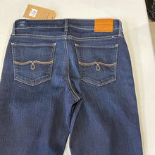Load image into Gallery viewer, Lucky Brand Ankle Jeans NWT 6/28