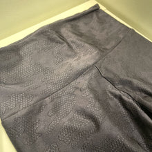 Load image into Gallery viewer, Onzie camo print leggings M/L