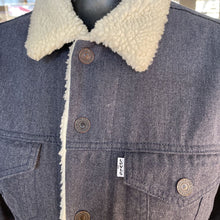 Load image into Gallery viewer, Levis Lined Jacket S