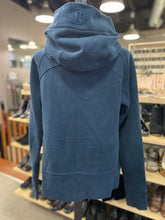 Load image into Gallery viewer, Lululemon Sweater 12