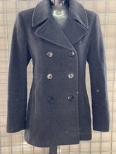 Load image into Gallery viewer, Calvin Klein coat 8