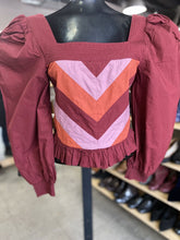 Load image into Gallery viewer, Anthropologie Love The Label Top Long Sleeve M NWT