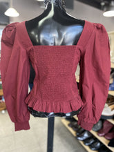 Load image into Gallery viewer, Anthropologie Love The Label Top Long Sleeve M NWT