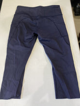 Load image into Gallery viewer, Lululemon Cropped Leggings 10