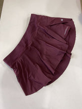 Load image into Gallery viewer, Lululemon Skort 8