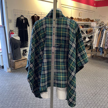 Load image into Gallery viewer, Unbranded plaid shawl O/S