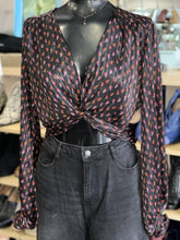 Load image into Gallery viewer, Zara sheer top S NWT