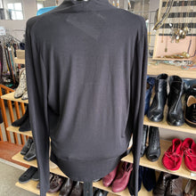 Load image into Gallery viewer, Banana Republic Top long sleeve threadsoft L