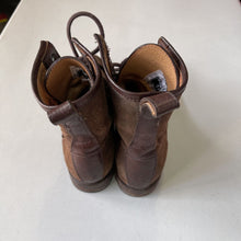 Load image into Gallery viewer, Frye Suede Boots 7