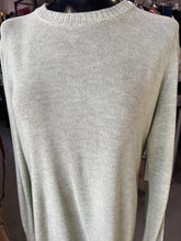 Load image into Gallery viewer, Lululemon Knit Sweater M
