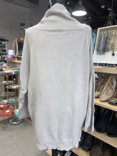 Load image into Gallery viewer, United states sweater L