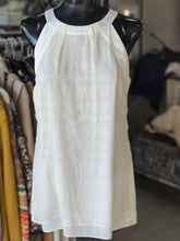 Load image into Gallery viewer, White House Black Market Silk Top 6