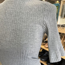 Load image into Gallery viewer, Frank & Oak Ribbed top short sleeve s