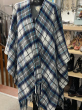 Load image into Gallery viewer, Edinburgh Lambswool Shawl