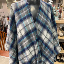 Load image into Gallery viewer, Edinburgh Lambswool Shawl