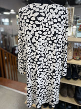 Load image into Gallery viewer, Simons Tunic Top XXL NWT