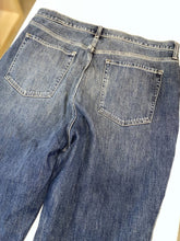 Load image into Gallery viewer, Banana Republic Ultra High Rise-Slim Fit Jeans 34 L