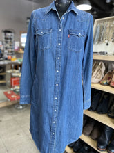 Load image into Gallery viewer, Levis Dress S