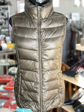 Load image into Gallery viewer, Basic by Chicoree Outerwear Vest S