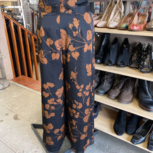 Load image into Gallery viewer, Banana Republic Jumpsuit 4T NWT