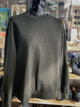 Load image into Gallery viewer, Lou & Grey Sweater M