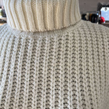 Load image into Gallery viewer, Mink Pink knit Sweater Vest L