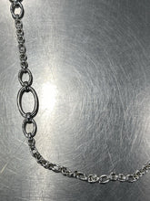 Load image into Gallery viewer, Banana Republic Necklace NWT