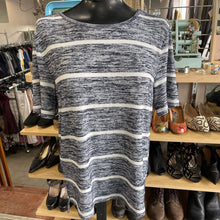Load image into Gallery viewer, Banana Republic striped luxespun top short sleeve M