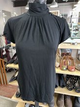 Load image into Gallery viewer, Banana Republic Top short sleeve Button neck S