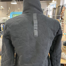 Load image into Gallery viewer, Lululemon Quilted Sweater 4