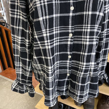 Load image into Gallery viewer, Ralph Lauren Plaid Top long sleeve M