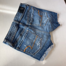 Load image into Gallery viewer, American Eagle High rise shortie shorts 00