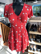 Load image into Gallery viewer, Pull & Bear Floral Dress S