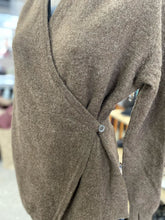 Load image into Gallery viewer, Betabrand Wool/Alpaca Blend Sweater L/XL