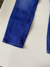 Load image into Gallery viewer, Gap Jeans Legging Jean NWT 29