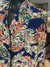 Load image into Gallery viewer, Diane Kroe Scarf/Shawl