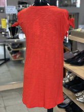 Load image into Gallery viewer, Left Of Center tie sleeves Top NWT M