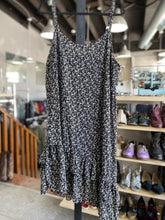 Load image into Gallery viewer, Dex Floral Dress 2X