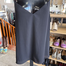 Load image into Gallery viewer, Babaton flowy tank NWT M