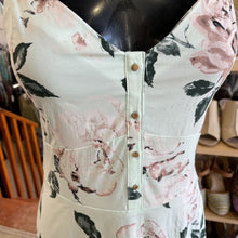 Load image into Gallery viewer, Dynamite floral dress NWT M