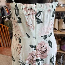 Load image into Gallery viewer, Dynamite floral dress NWT M