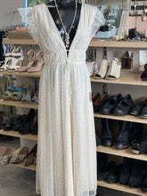 Load image into Gallery viewer, Lulus Polka dot Tulle Dress M
