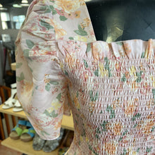 Load image into Gallery viewer, Rachel Parcell Floral Top NWT S