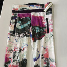 Load image into Gallery viewer, Lululemon Cropped Leggings 4