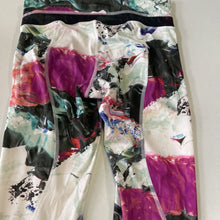 Load image into Gallery viewer, Lululemon Cropped Leggings 4