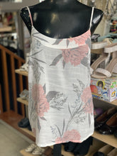 Load image into Gallery viewer, Vero Moda Tank Top L