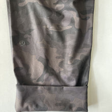 Load image into Gallery viewer, Lululemon Camo Pants 10