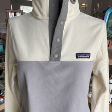 Load image into Gallery viewer, Patagonia Fleece Sweater S
