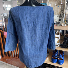 Load image into Gallery viewer, J Crew (outlet) Top 6