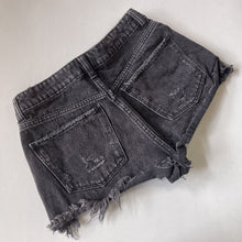 Load image into Gallery viewer, Zara Shorts 2